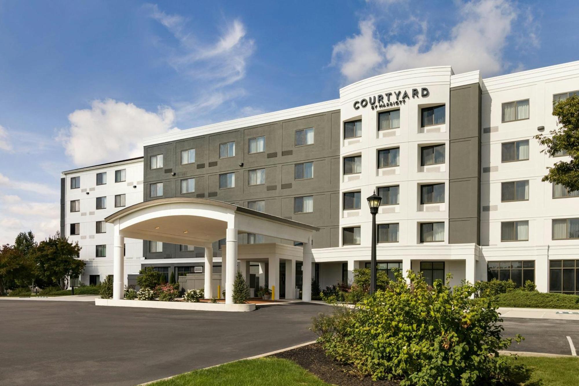 Hotel Courtyard Lancaster Fertility Esterno foto